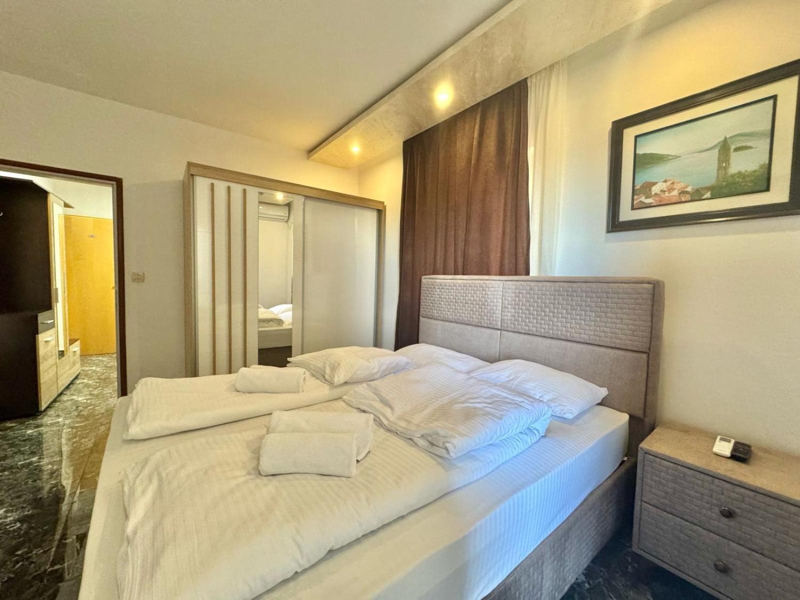Beachfront Hotel Palma - Jaz Budva Buitenkant foto