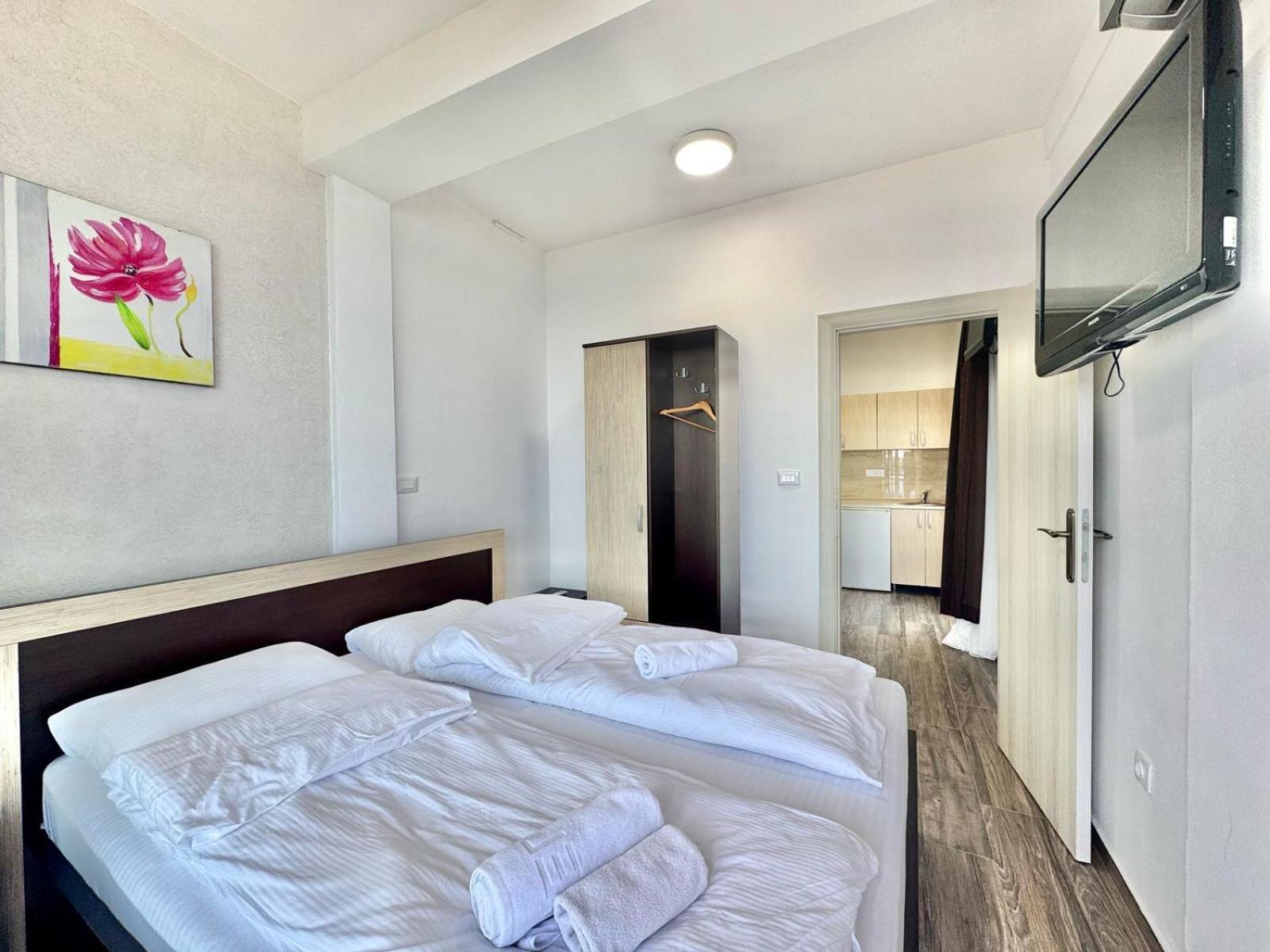 Beachfront Hotel Palma - Jaz Budva Buitenkant foto