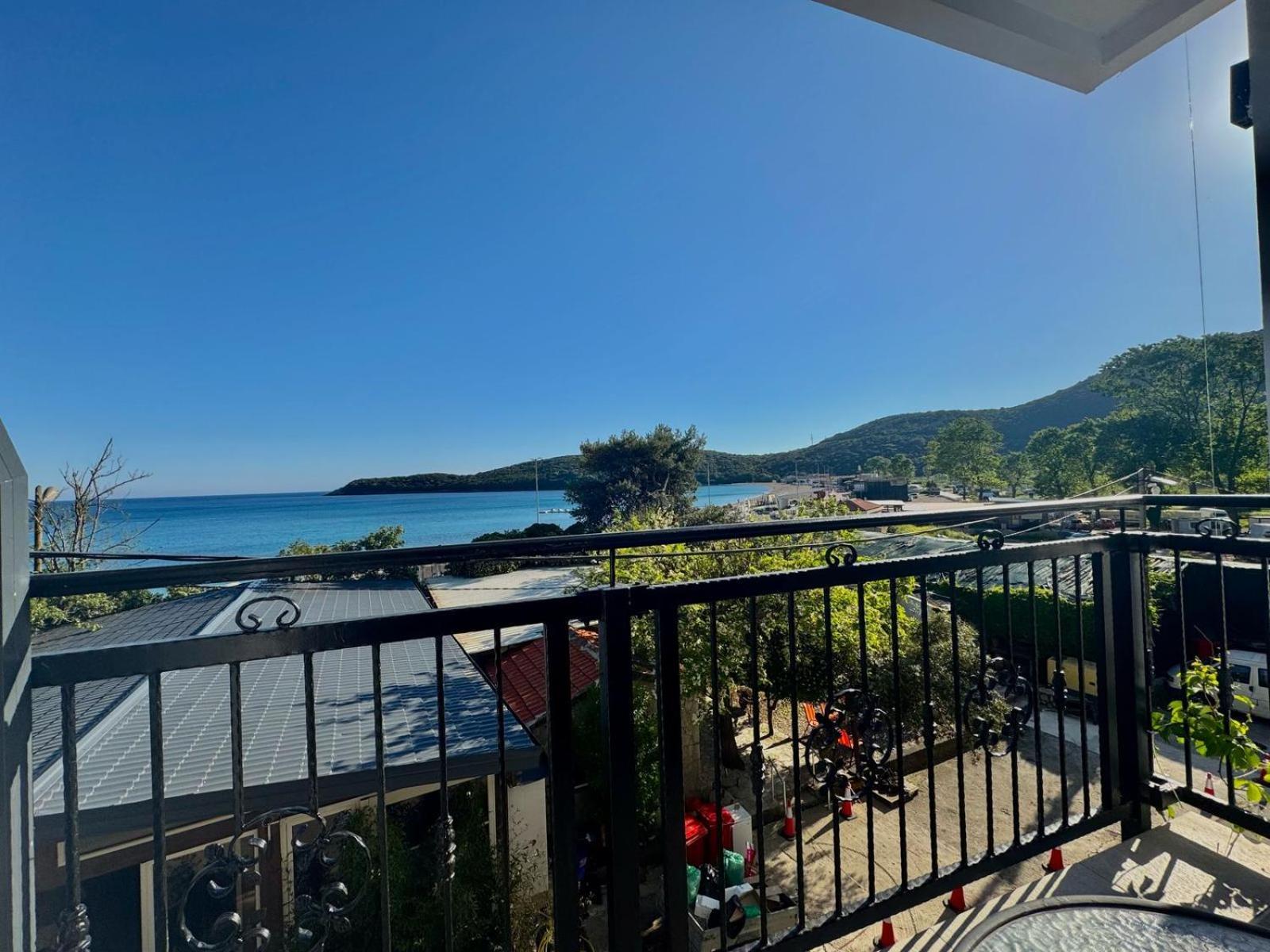 Beachfront Hotel Palma - Jaz Budva Buitenkant foto